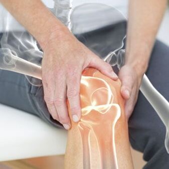 Knee pain can be caused by dislocation